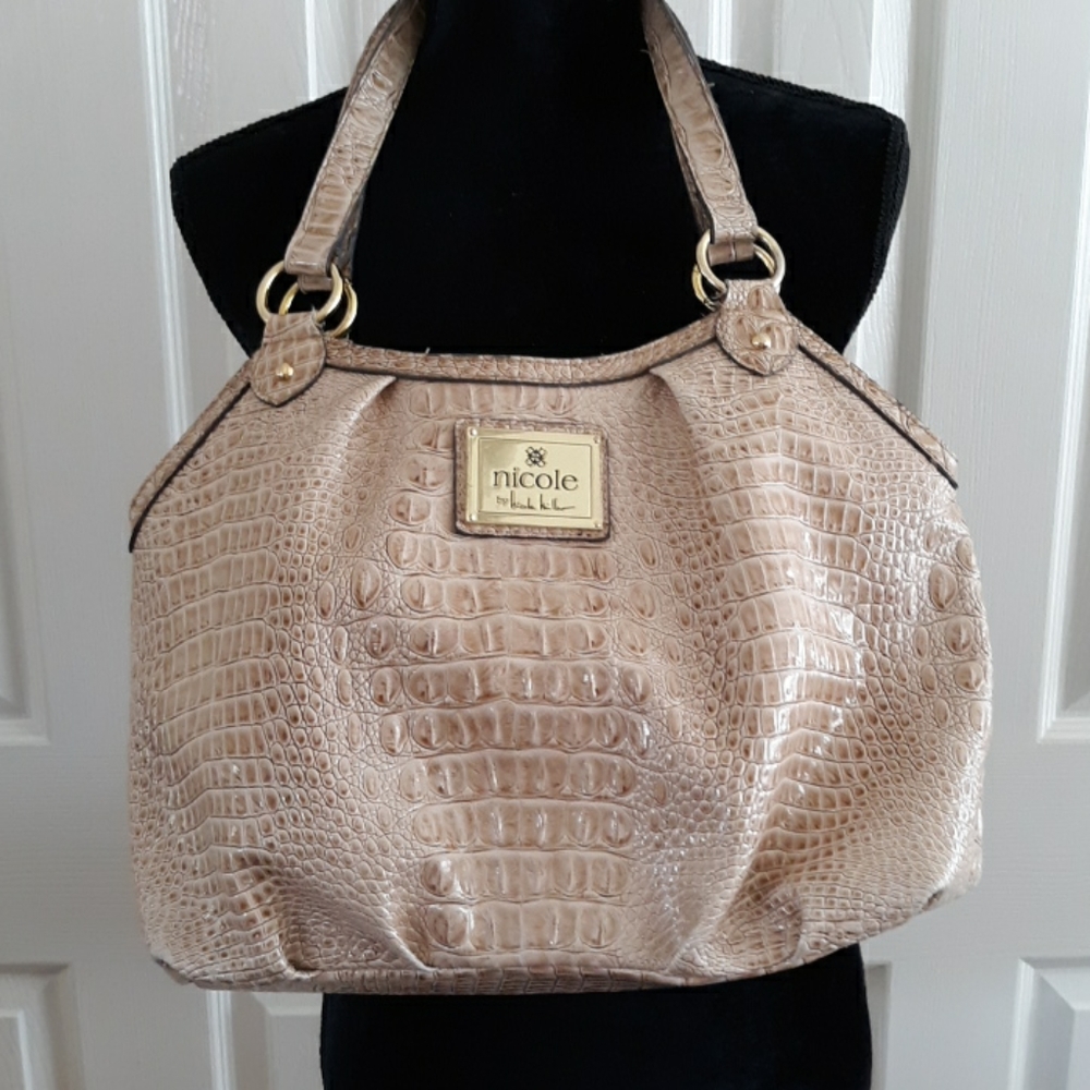Nicole Miller shoulder bag  EUC